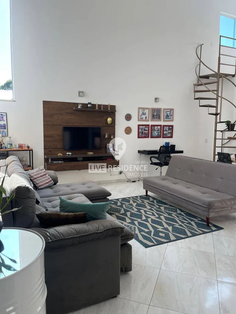 Casa, 3 quartos, 173 m² - Foto 1