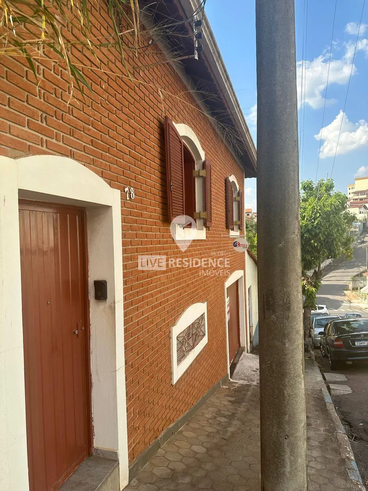Casa, 2 quartos, 217 m² - Foto 1