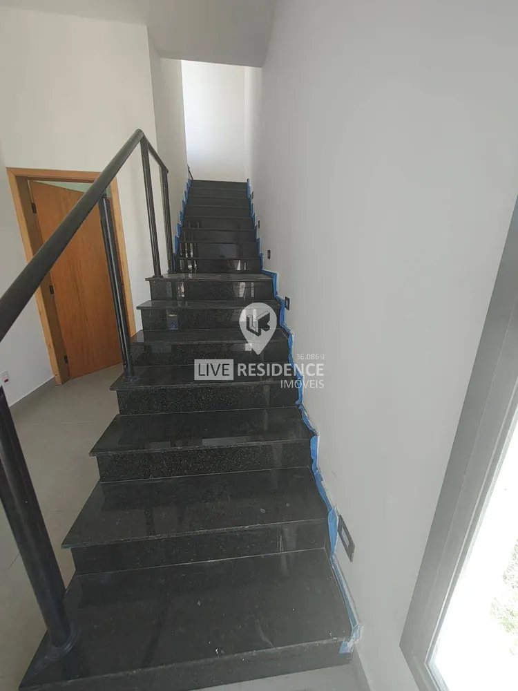 Casa, 3 quartos, 230 m² - Foto 4