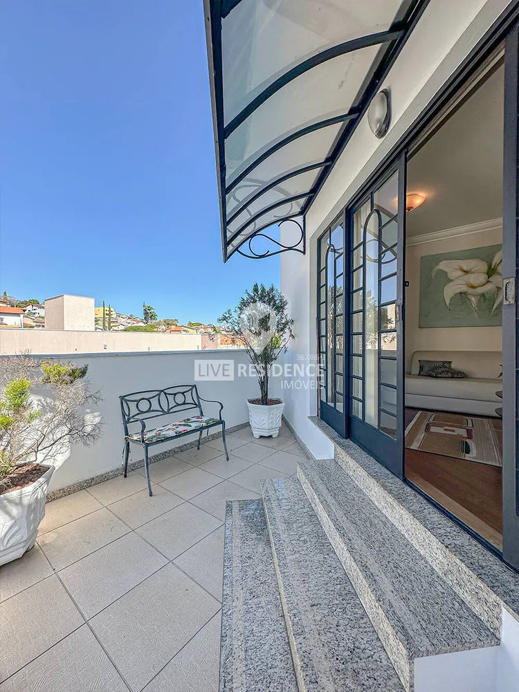 Casa, 3 quartos, 435 m² - Foto 1