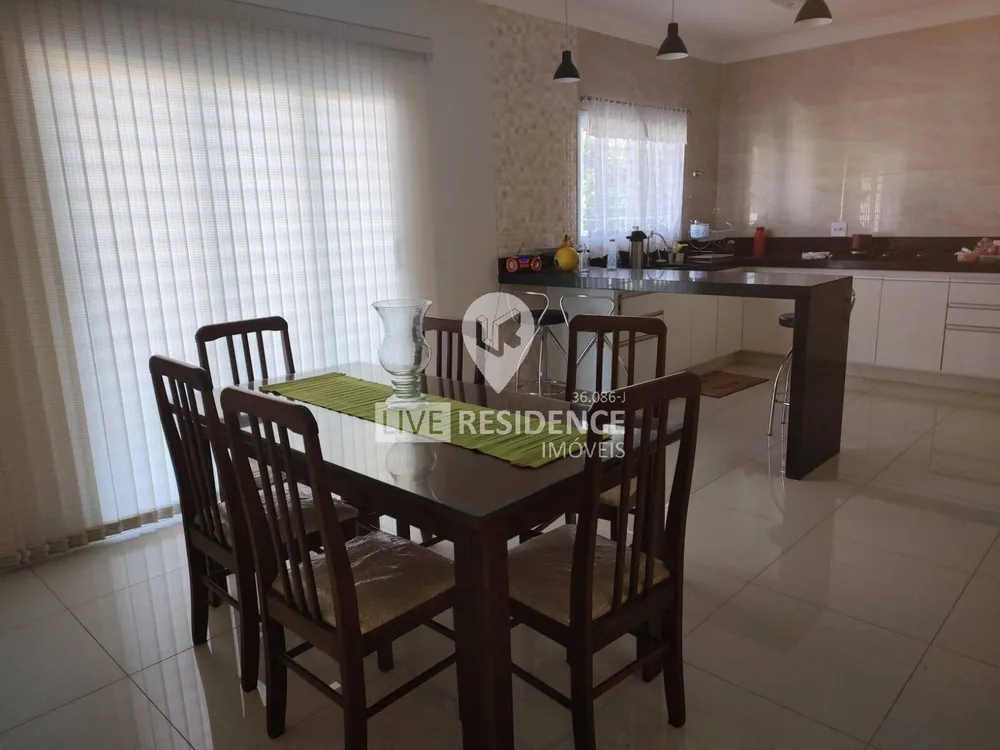 Casa, 3 quartos, 212 m² - Foto 6