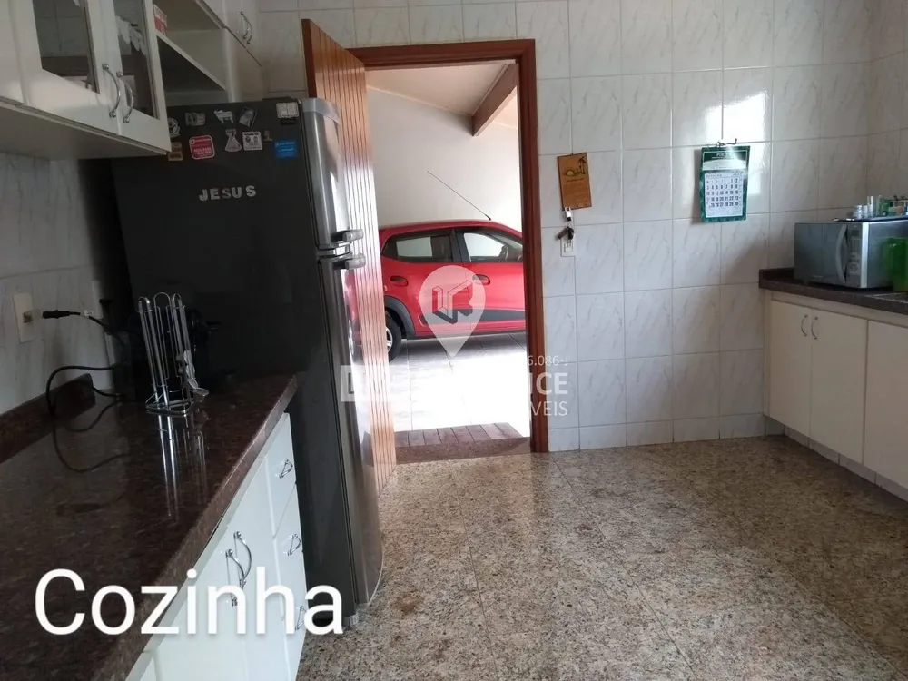Casa, 4 quartos, 529 m² - Foto 3