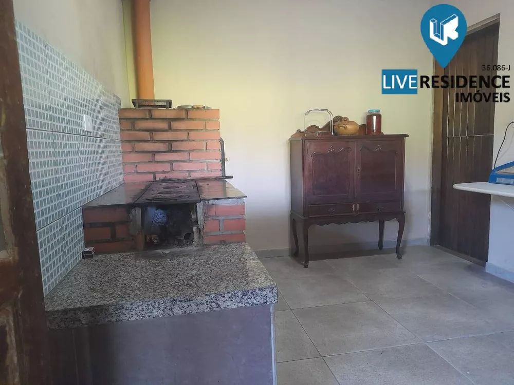 Fazenda à venda com 3 quartos, 350m² - Foto 4