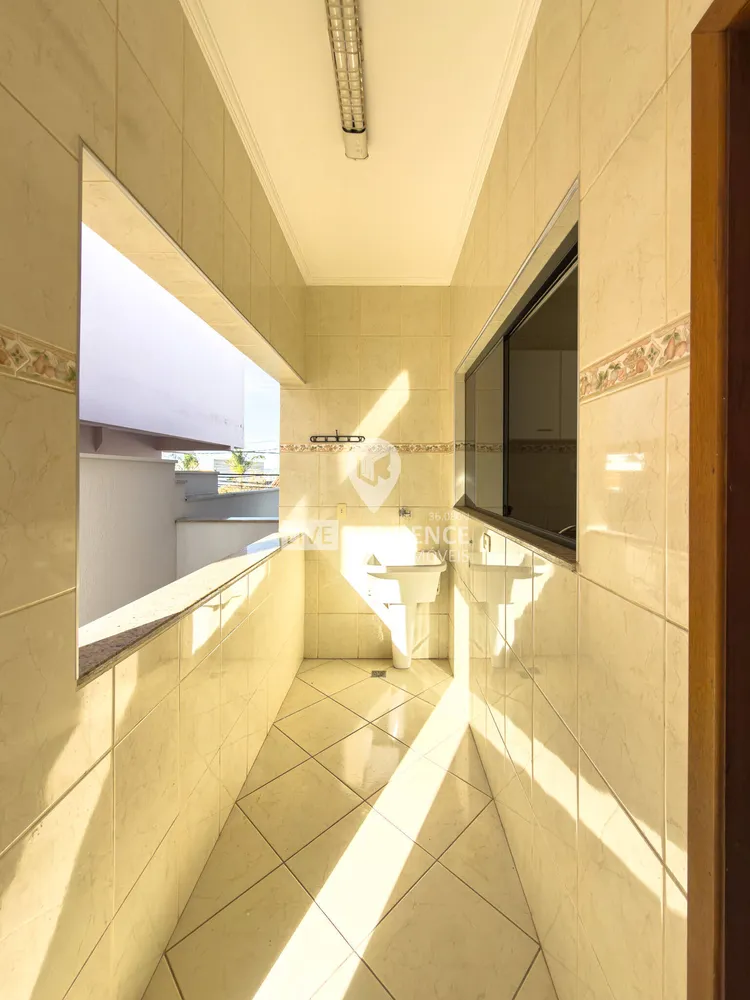 Casa, 3 quartos, 250 m² - Foto 4