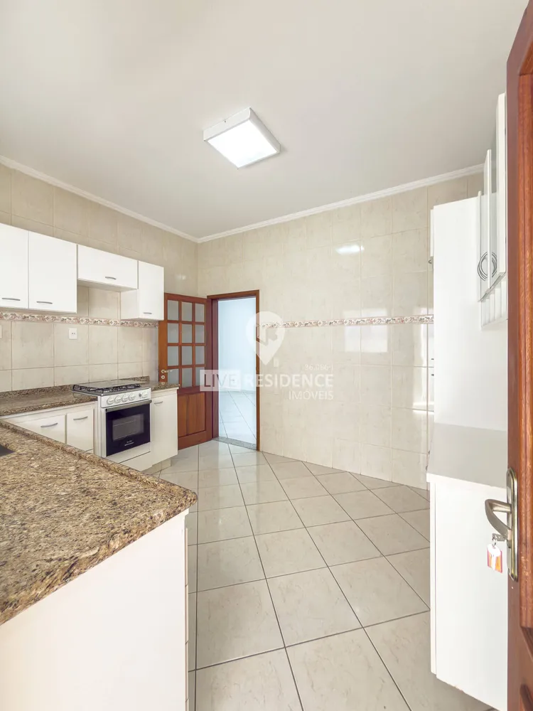 Casa, 3 quartos, 250 m² - Foto 3