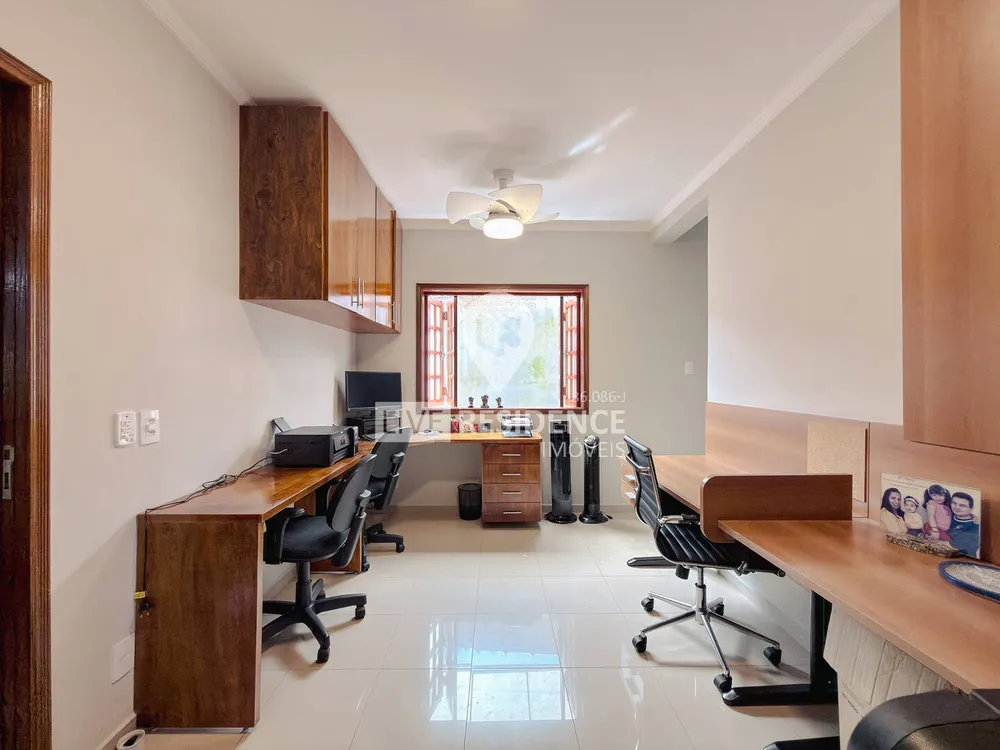 Casa, 3 quartos, 330 m² - Foto 12