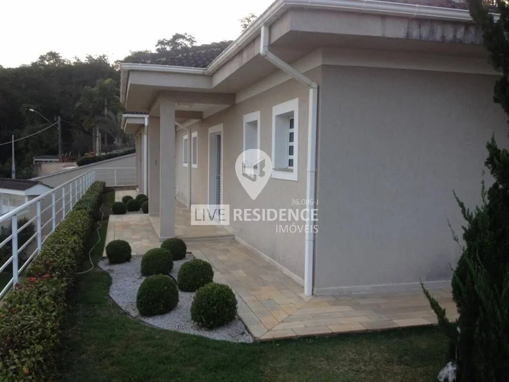 Casa, 3 quartos, 1330 m² - Foto 1