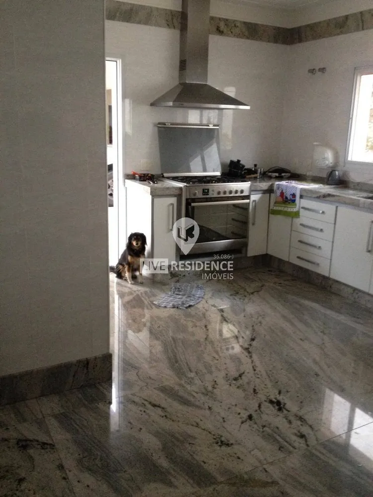 Casa, 3 quartos, 1330 m² - Foto 10