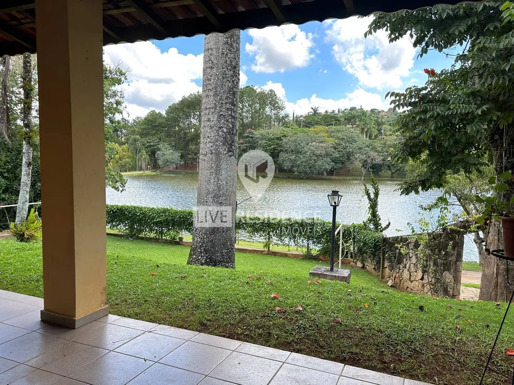 Casa, 4 quartos, 250 m² - Foto 1