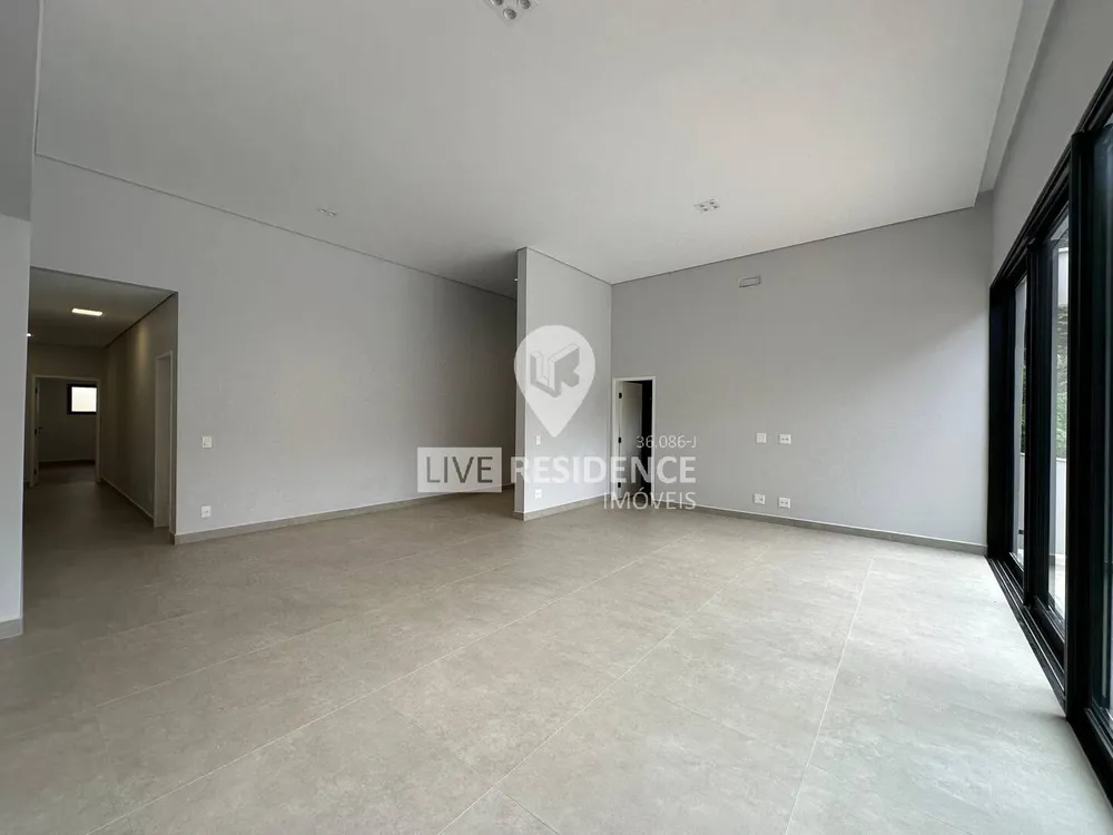 Casa, 3 quartos, 303 m² - Foto 4