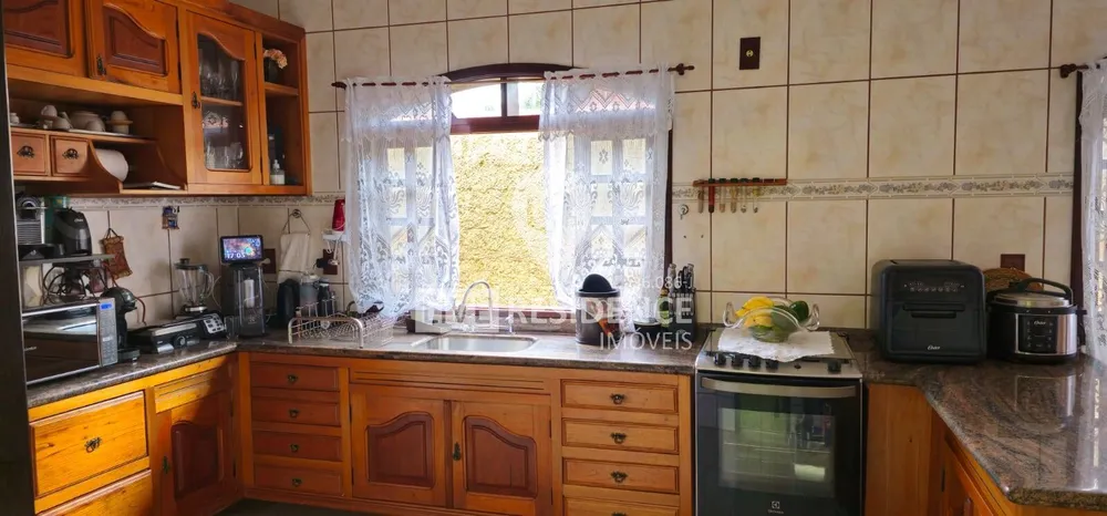 Casa, 6 quartos, 438 m² - Foto 9