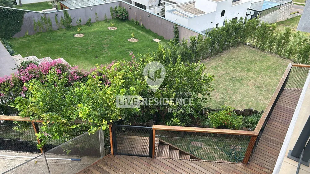 Casa, 3 quartos, 315 m² - Foto 1