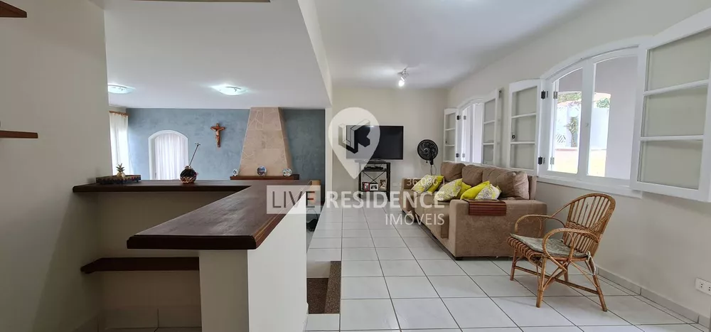 Casa à venda com 4 quartos, 280m² - Foto 2