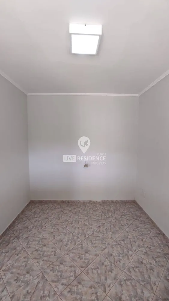 Casa, 3 quartos, 220 m² - Foto 3