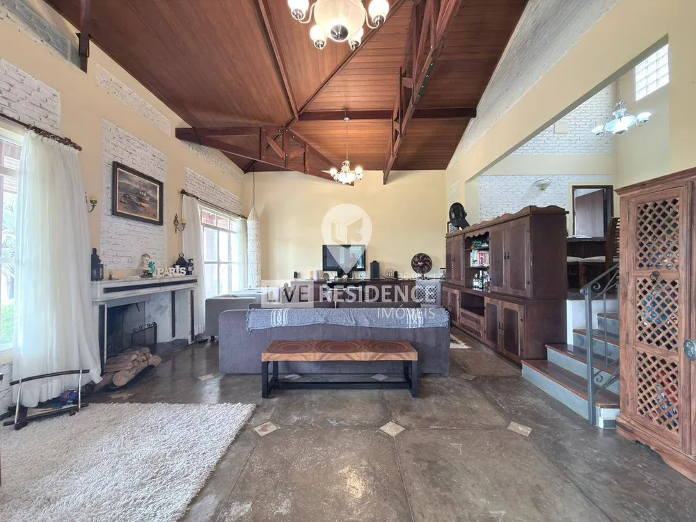 Casa, 3 quartos, 270 m² - Foto 10