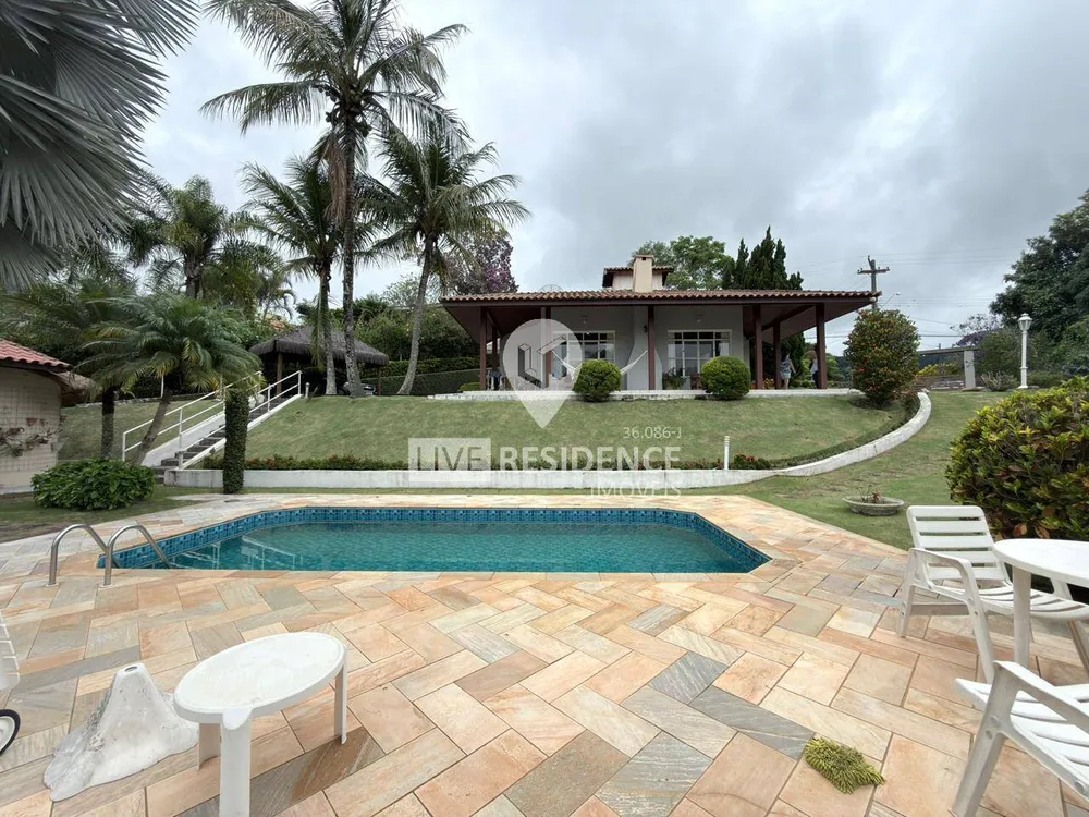 Casa, 3 quartos, 270 m² - Foto 1