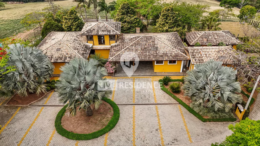 Fazenda à venda com 4 quartos, 1050m² - Foto 3