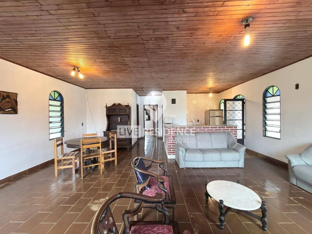 Casa, 5 quartos, 422 m² - Foto 1