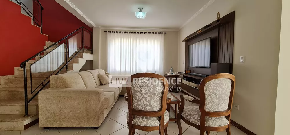 Casa à venda com 4 quartos, 350m² - Foto 4