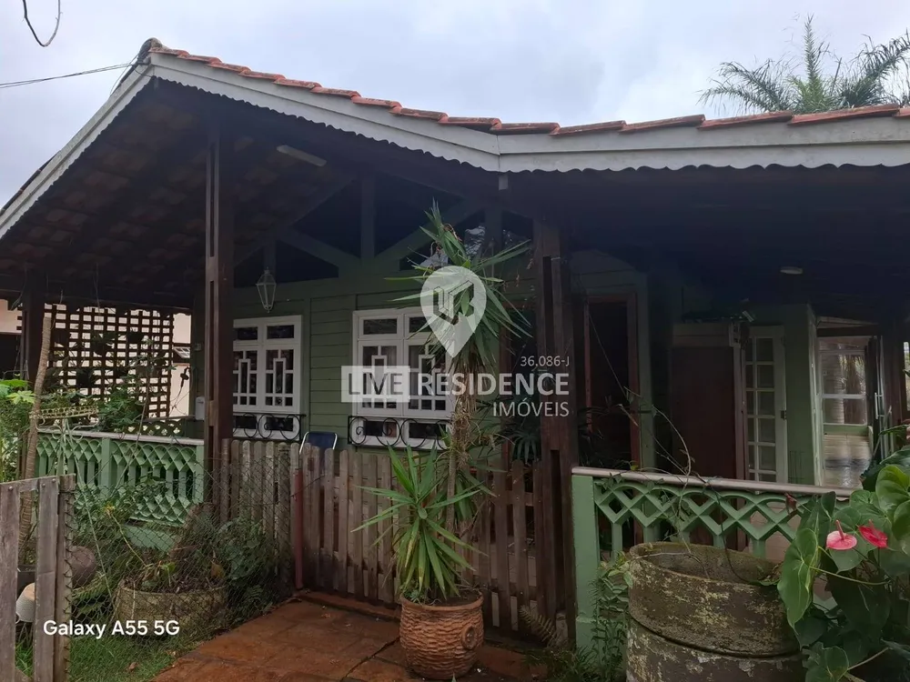 Casa, 5 quartos, 289 m² - Foto 1