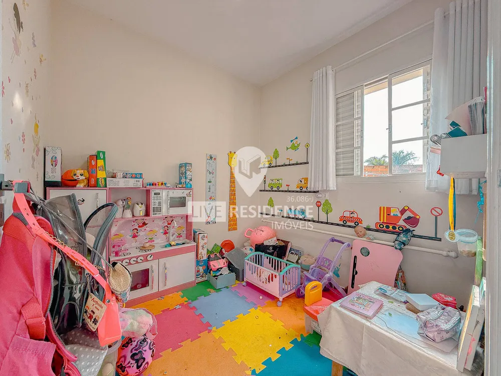 Casa, 4 quartos, 353 m² - Foto 2