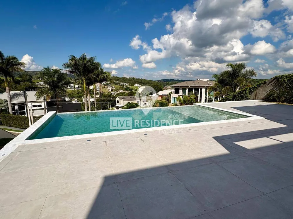 Casa, 3 quartos, 275 m² - Foto 1