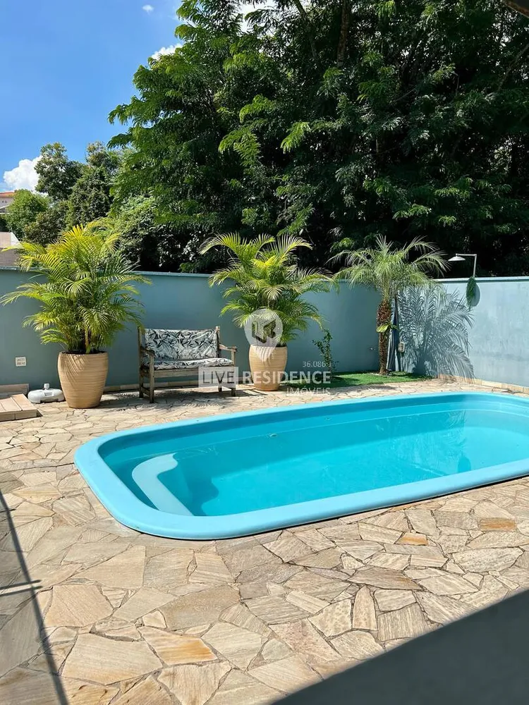 Casa, 3 quartos, 275 m² - Foto 2