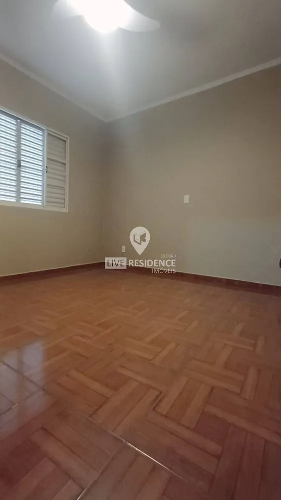 Casa, 3 quartos, 243 m² - Foto 5