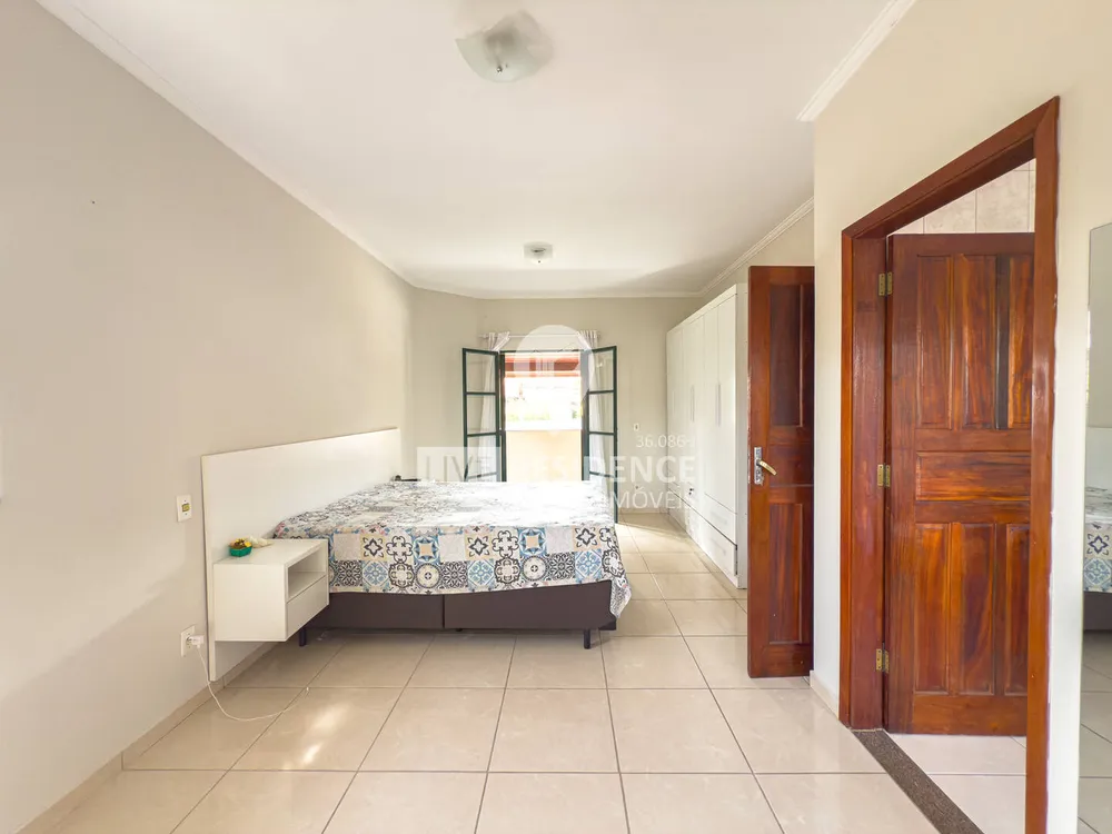 Casa, 3 quartos, 263 m² - Foto 11