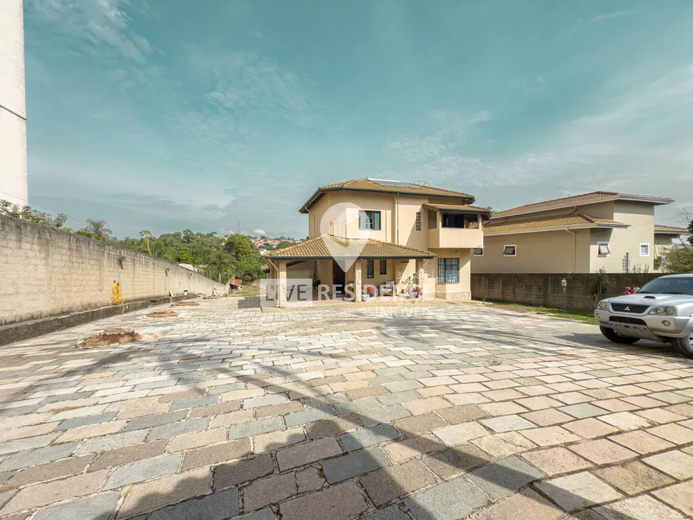 Casa, 3 quartos, 263 m² - Foto 1