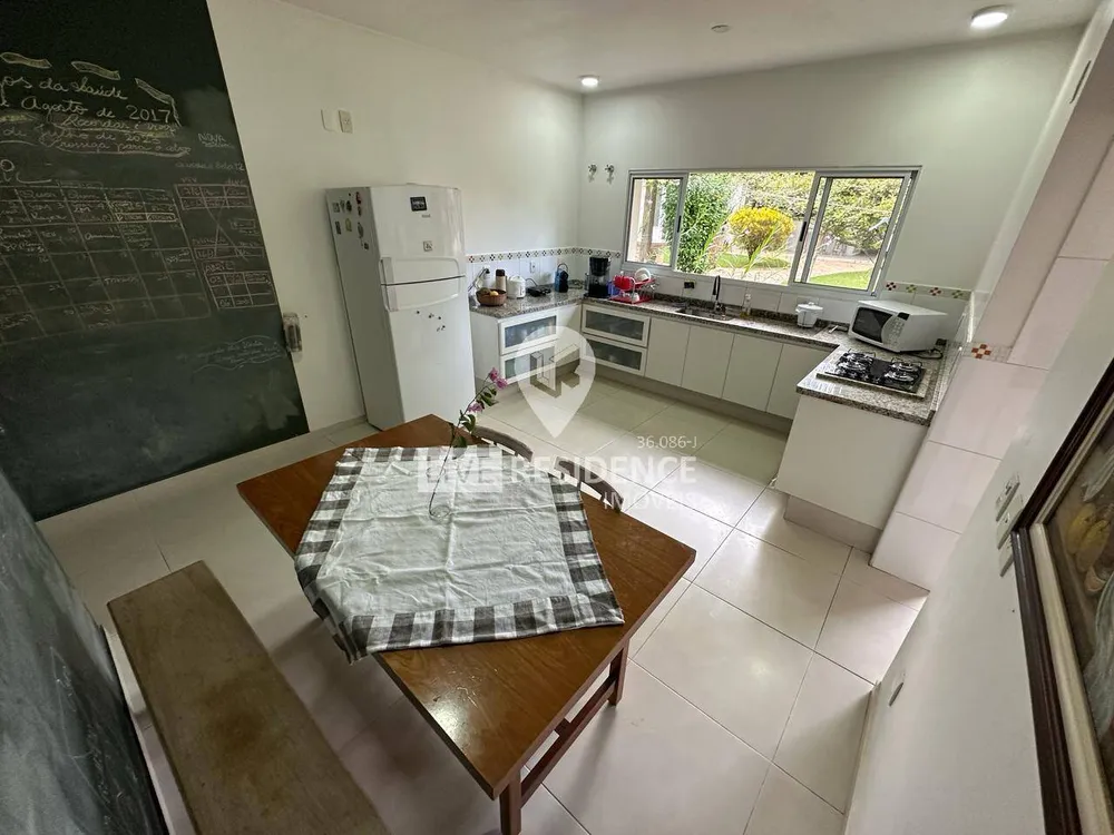 Casa, 4 quartos, 358 m² - Foto 2
