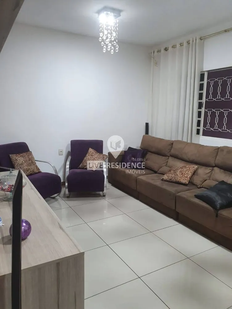 Casa, 3 quartos, 182 m² - Foto 3