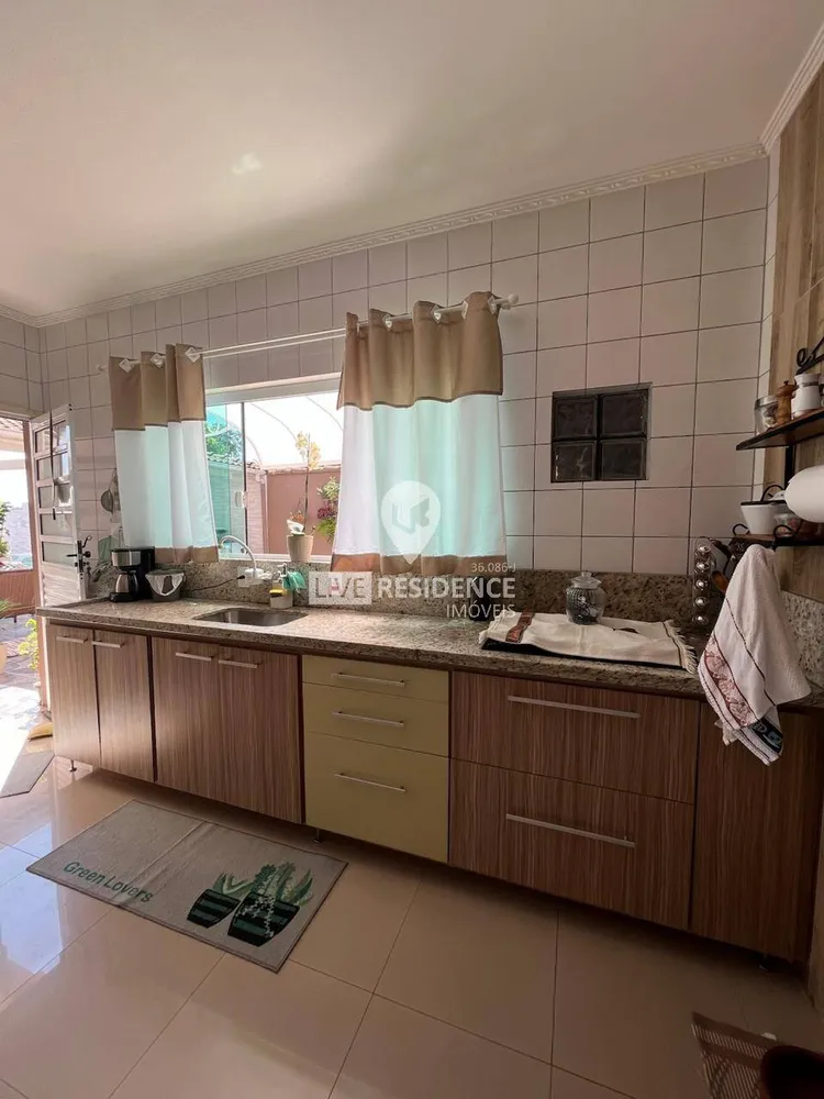 Casa, 3 quartos, 246 m² - Foto 6