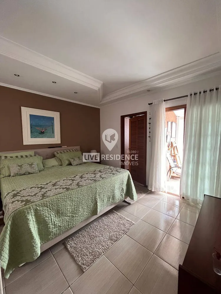 Casa, 3 quartos, 246 m² - Foto 8