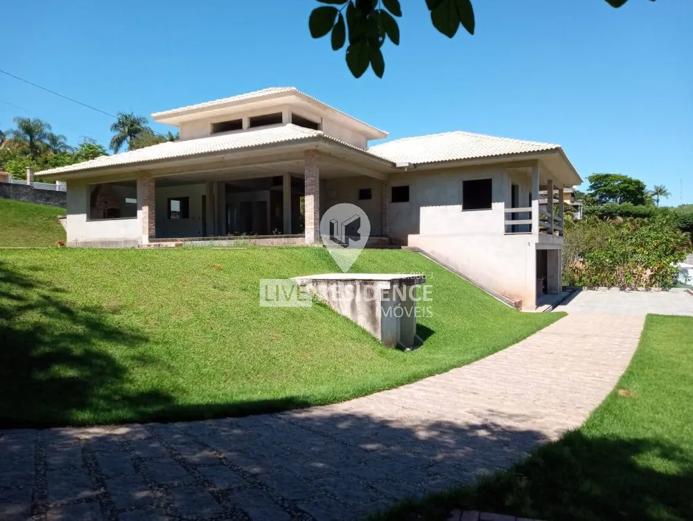 Casa, 4 quartos, 248 m² - Foto 1