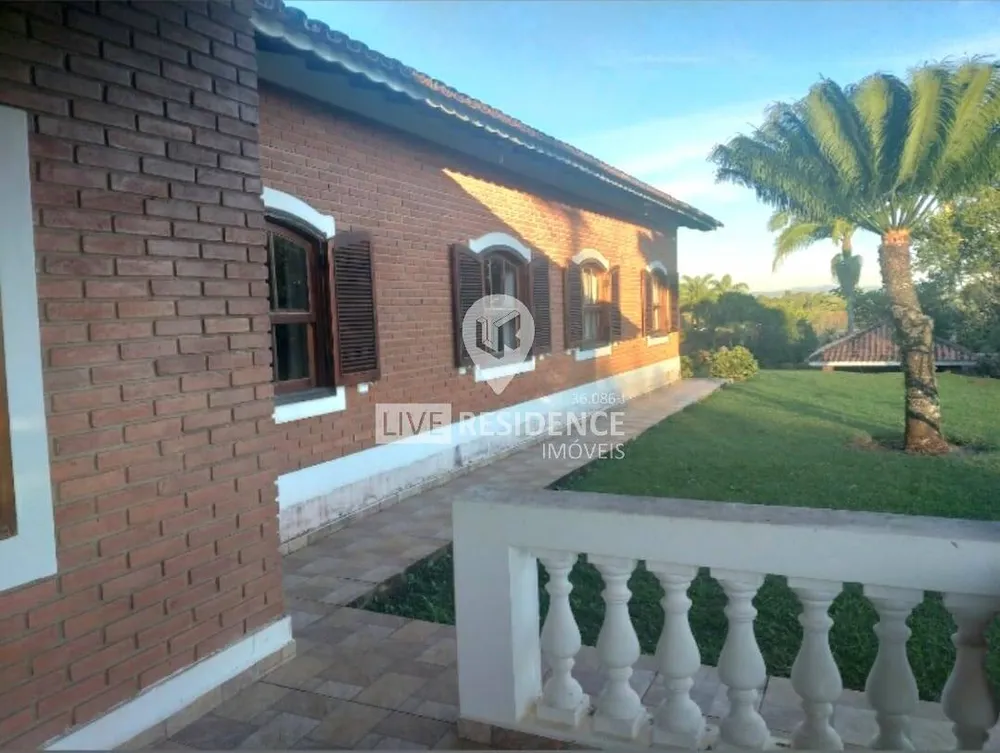 Casa, 4 quartos, 329 m² - Foto 2