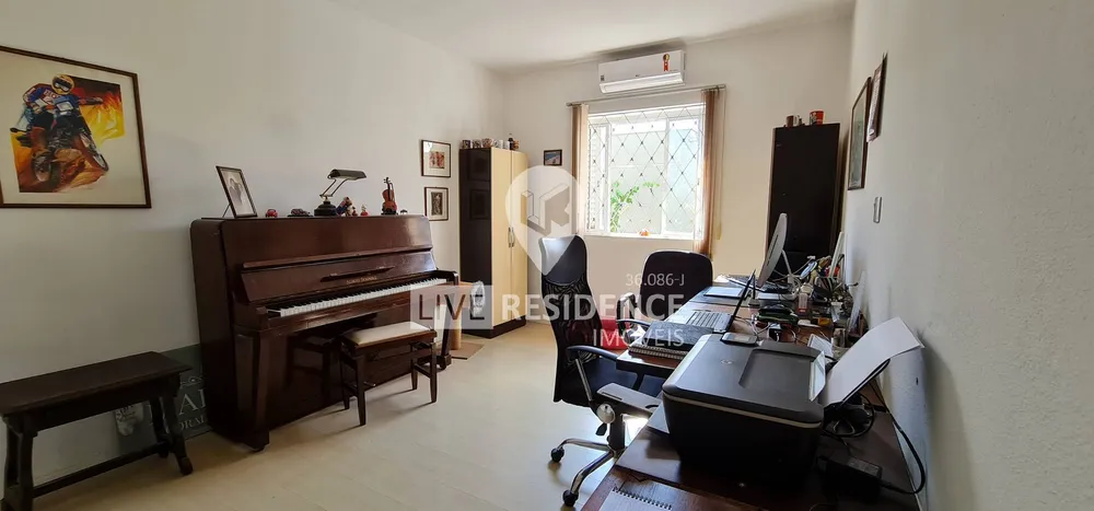 Casa, 3 quartos, 218 m² - Foto 6