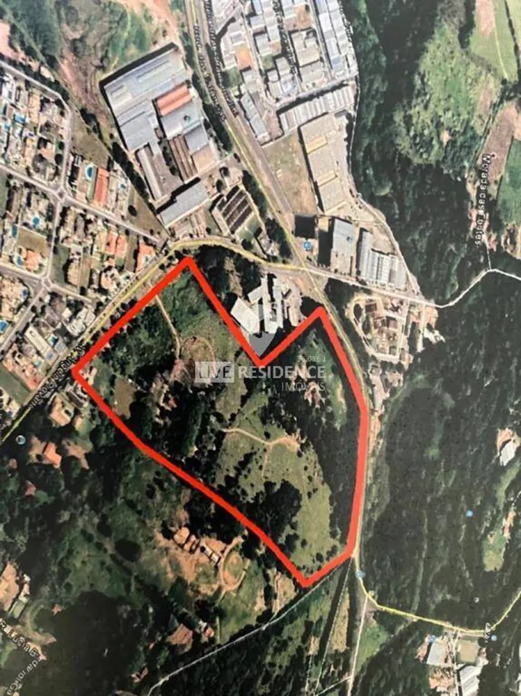 Terreno à venda, 121000m² - Foto 1