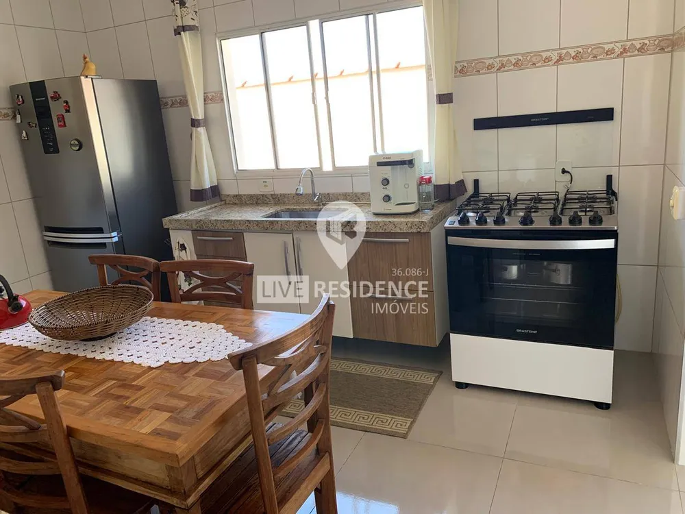 Casa, 3 quartos, 204 m² - Foto 6