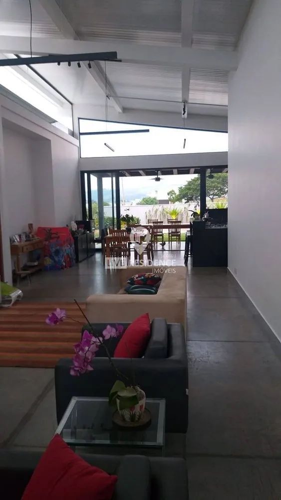 Casa, 3 quartos, 260 m² - Foto 4