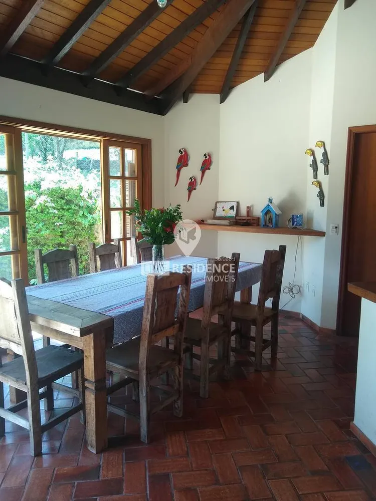 Casa, 3 quartos, 325 m² - Foto 2