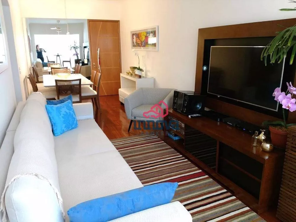 Apartamento à venda com 2 quartos, 72m² - Foto 1