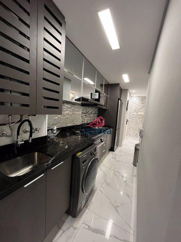 Apartamento à venda com 3 quartos, 80m² - Foto 1
