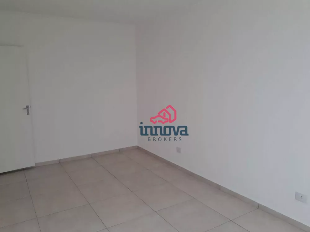 Apartamento para alugar com 3 quartos, 100m² - Foto 2