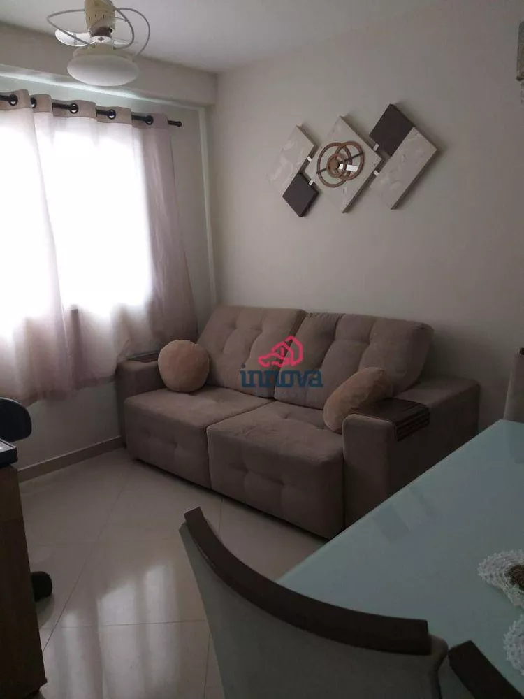 Apartamento à venda com 2 quartos, 44m² - Foto 3