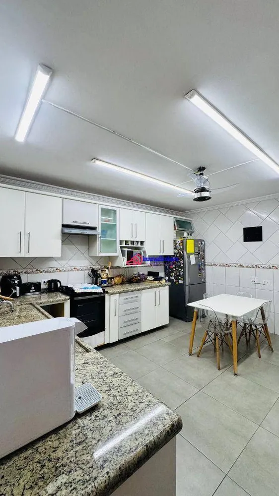 Sobrado, 4 quartos, 282 m² - Foto 4