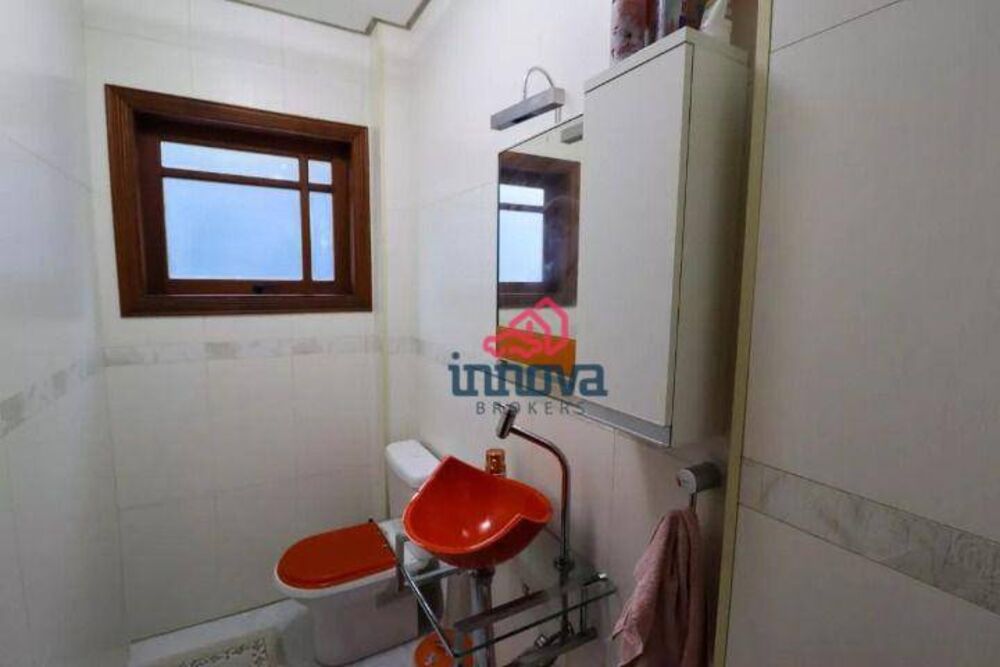 Casa, 4 quartos, 205 m² - Foto 4