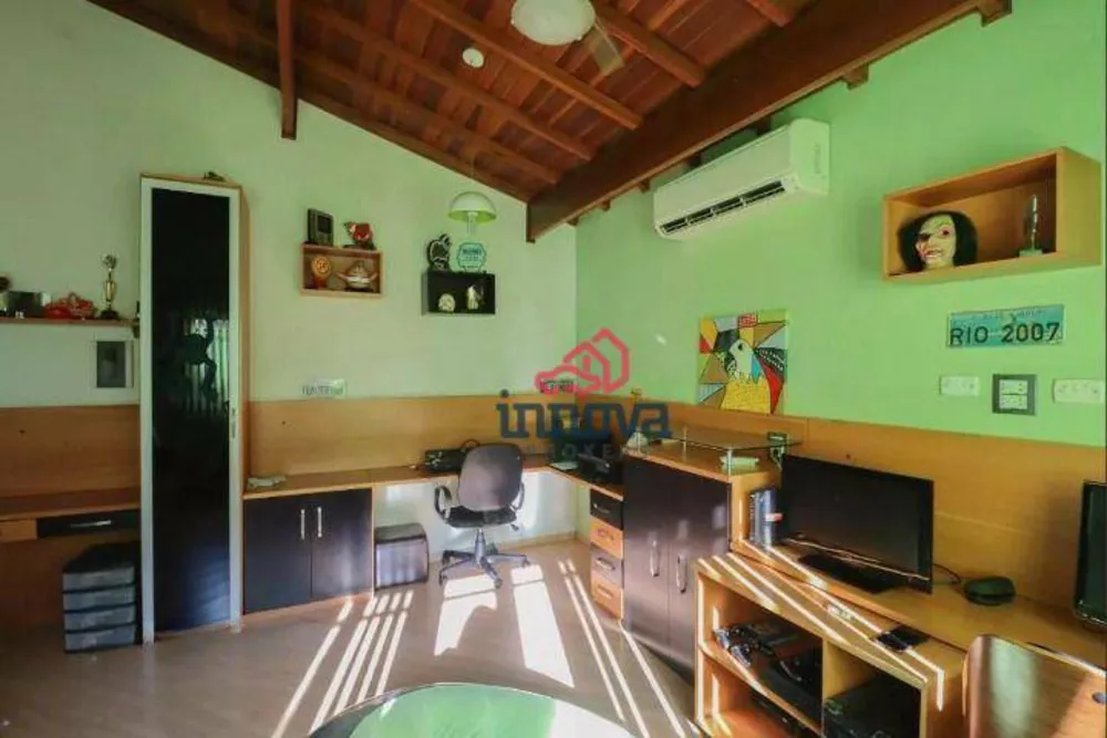 Casa, 4 quartos, 205 m² - Foto 2