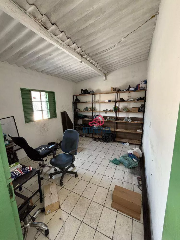 Loja-Salão, 252 m² - Foto 1