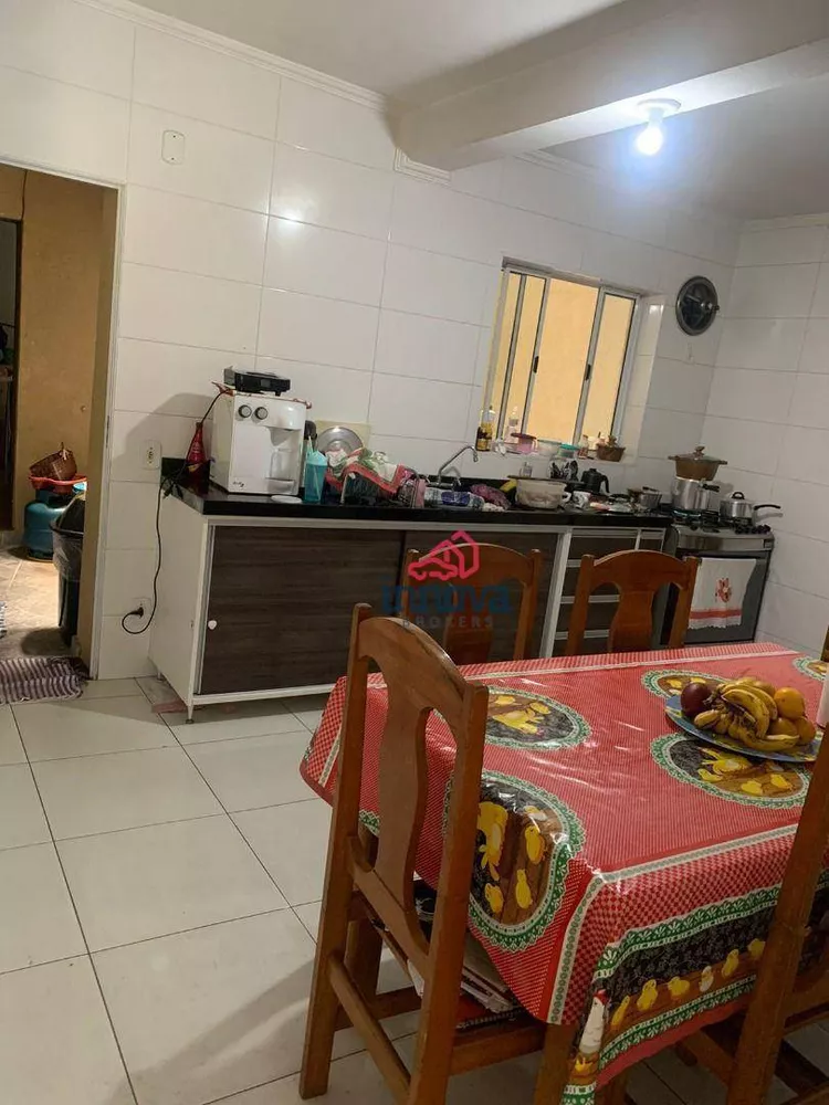 Sobrado à venda com 2 quartos, 199m² - Foto 6